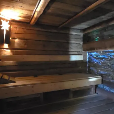 Appartamento Gaestehaus Hirschstein - Hochwertige In Sehr Ruhiger Lage Direkt Am Fluss Goeltzsch *