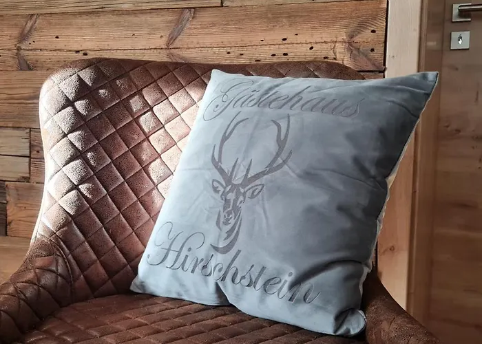 Apartamento Gaestehaus Hirschstein - Hochwertige In Sehr Ruhiger Lage Direkt Am Fluss Goeltzsch